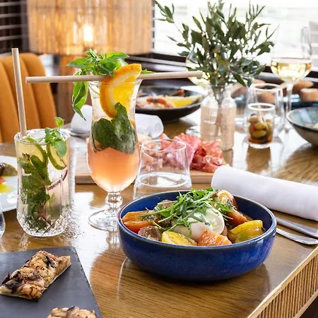 Otel Relais Et Chateaux Thalasso & Ile De La Lagune 5*