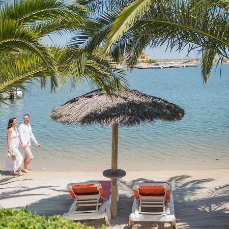 Relais Et Chateaux Thalasso & Ile De La Lagune 5*