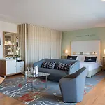 Relais Et Chateaux Thalasso & Ile De La Lagune מלון סן סיפריאן