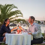 Hotel Relais Et Chateaux Thalasso & Ile De La Lagune 5*