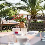 Relais Et Chateaux Thalasso & Ile De La Lagune 5* סן סיפריאן