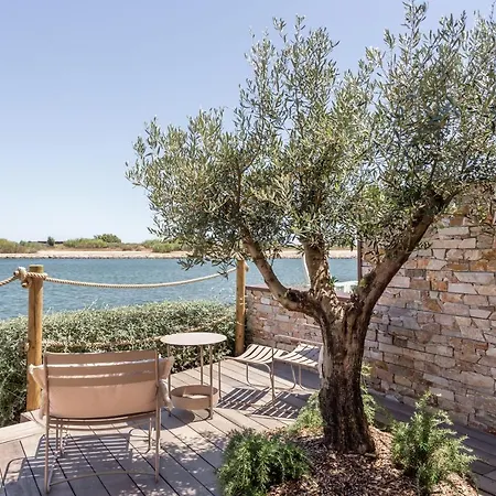Relais Et Châteaux Thalasso&spa Ile De La Lagune Hotel 5*