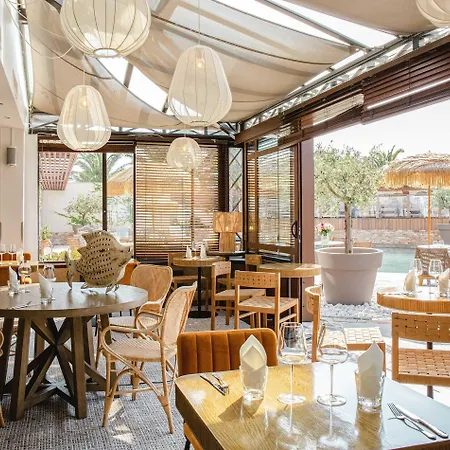 Relais Et Chateaux Thalasso & Ile De La Lagune 5*