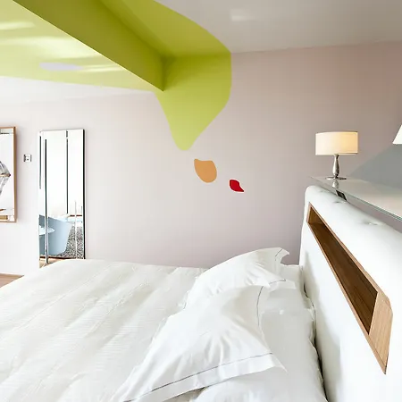 Hotel Relais Et Chateaux Thalasso & Ile De La Lagune 5*
