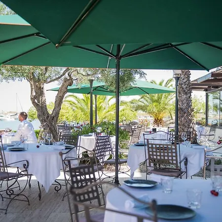 Relais Et Chateaux Thalasso & Ile De La Lagune 5*